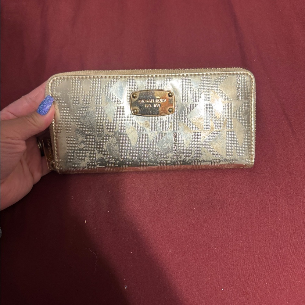 Michael Kors Gold Wallet